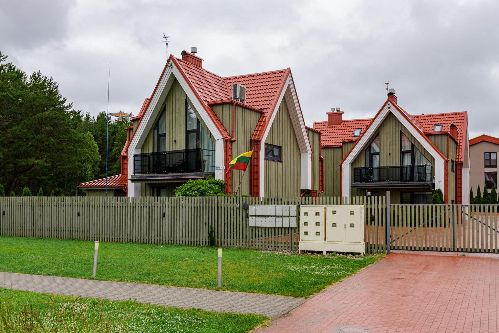 Zalia Kopa Apartamentai Salia Juros Паланга Екстер'єр фото